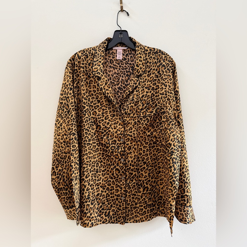 VICTORIA'S SECRET Signature Satin Long Pajama Set, Marzipan Leopard, Size Large - Picture 7 of 9